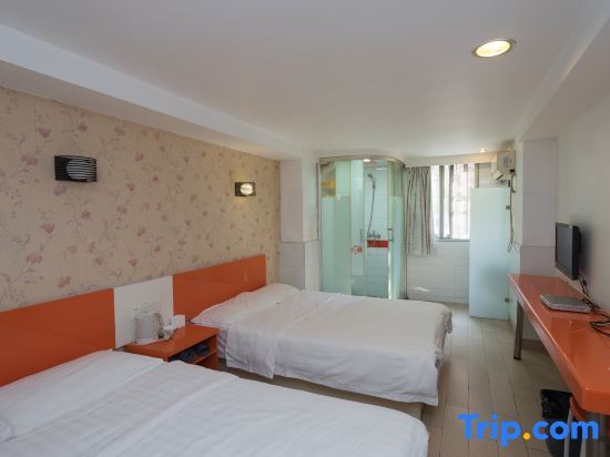 Уху: Wuhu Mingzhu Holiday Inn (Zhonghe Road Shop)