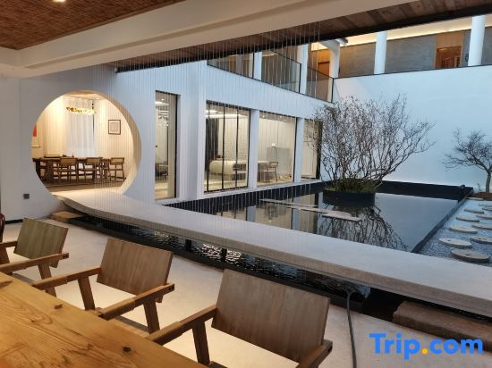 Лишуй: in hill guesthouse