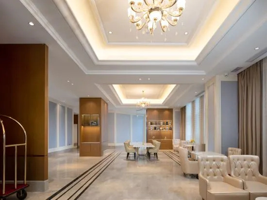Нинбо: Vienna Hotel (Cixi City Trade City)