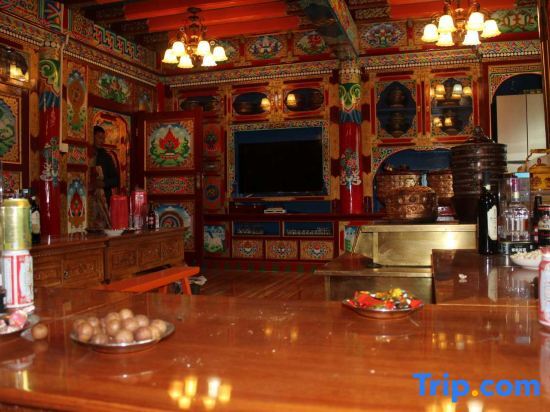 Цзючжайгоу: Songpangesan Riverside Tibetan House