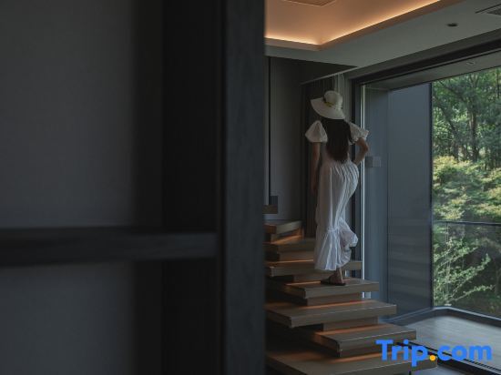 Хучжоу: Anji Zheyunju Village Hot Spring Hotel