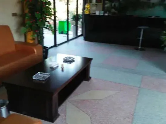 Йиян: Jinyuan Business Hotel