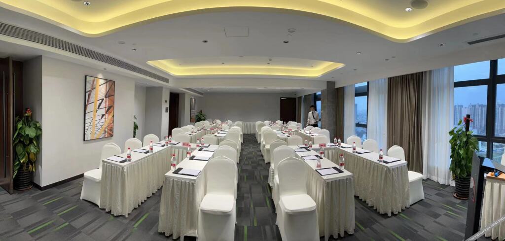 Наньнин: Hampton by Hilton Nanning Xingning