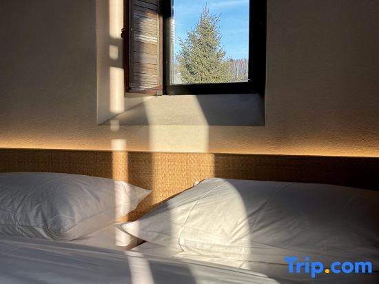 Буркин: Hemu Mountain and Sea Homestay