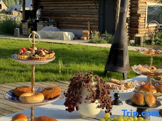 Буркин: Hemu Mountain and Sea Homestay