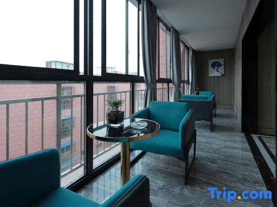 Луань: Holiday Inn Huoqiyunman