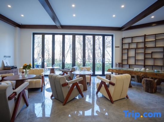 Дали: Yiqingling Homestay (Bohai Swan Ecological Corridor)