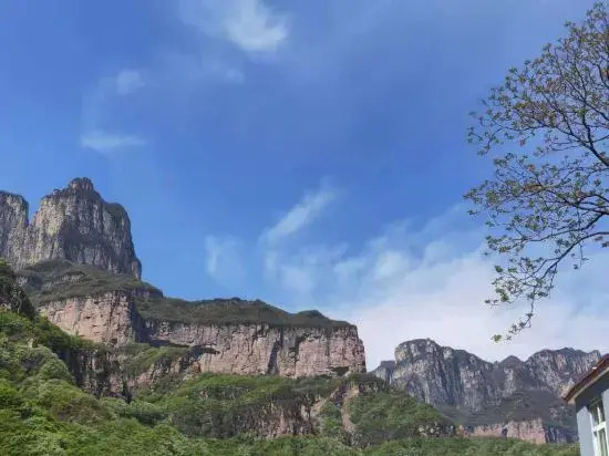 Синьсян: Baligou Qianxing Homestay