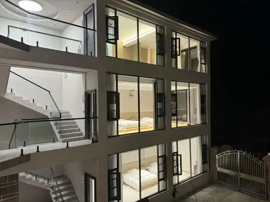 Синьсян: Baligou Qianxing Homestay