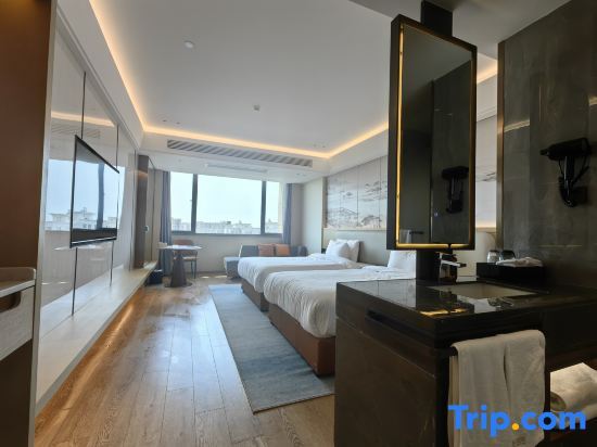 Фуян: Holiday Inn West Lake (Xiangyang West Railway Station Xiangzhou District Xiguan Airport Branch)