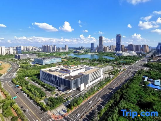 Фуян: Holiday Inn West Lake (Xiangyang West Railway Station Xiangzhou District Xiguan Airport Branch)