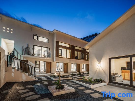 Шангри-Ла: Shangri-La Juelang Mountain House Homestay (Dukezong Ancient City Branch)
