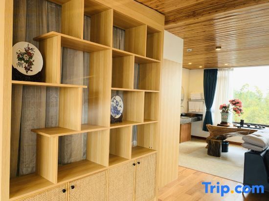Чжаоцин: Qingyuan Shuiguyuan Hot Spring Homestay