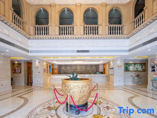 Куньмин: Vienna Hotel (Kunming Dianchi Dounan Flower Market Jingui Street Subway Station)