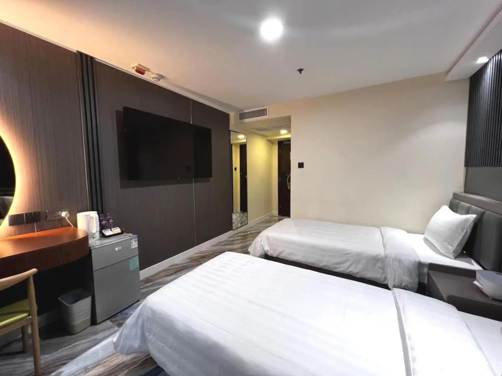 Гонконг: Hennessy Hotel