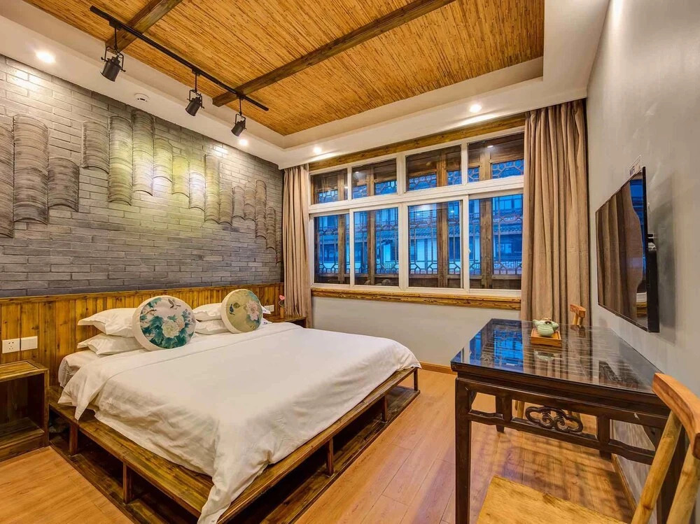 Цзясинь: Wanruoguli Inn