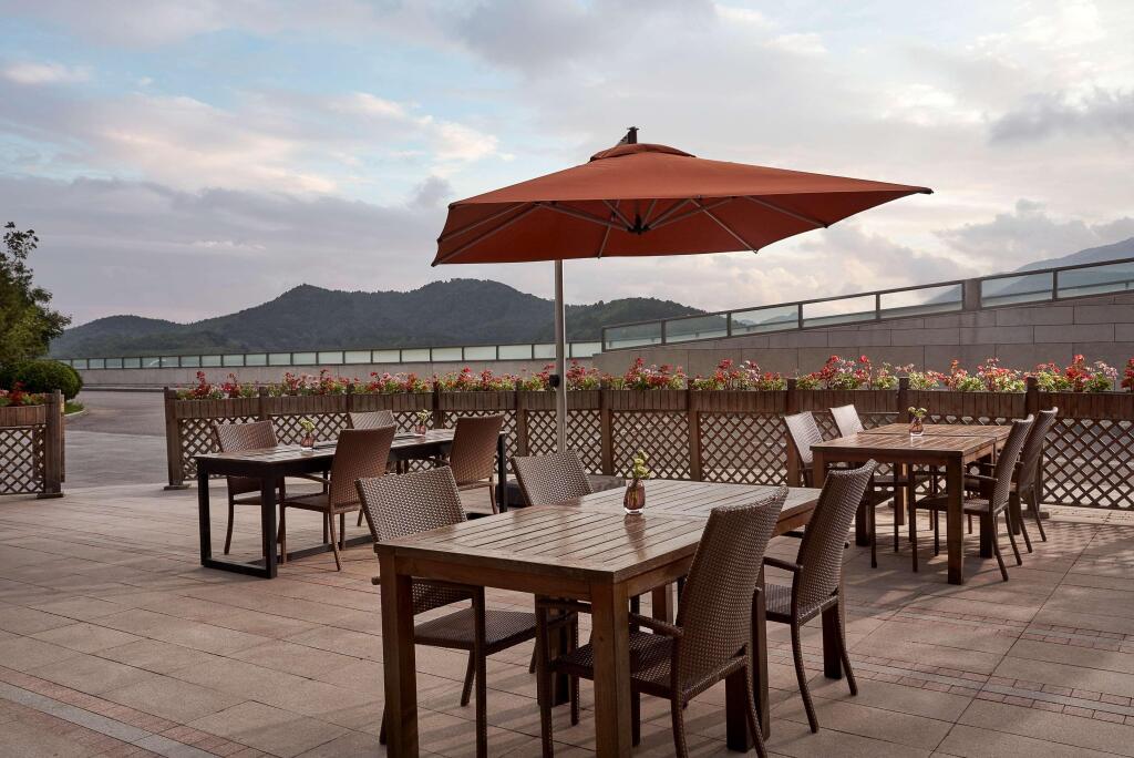 Пекин: Sunrise Kempinski Hotel Beijing
