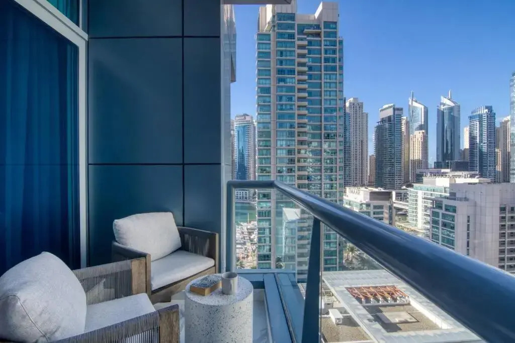 Дубай: First Class 4br in the Heart of Marina Dubai