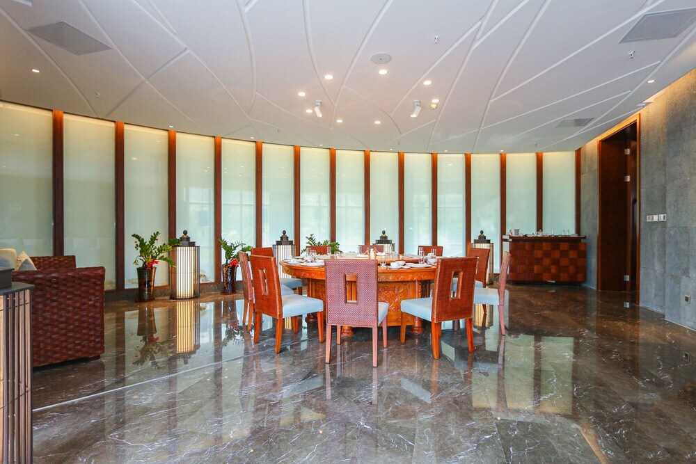 Ваньнин: wanningnanyanwanhaiyabieshuhotel