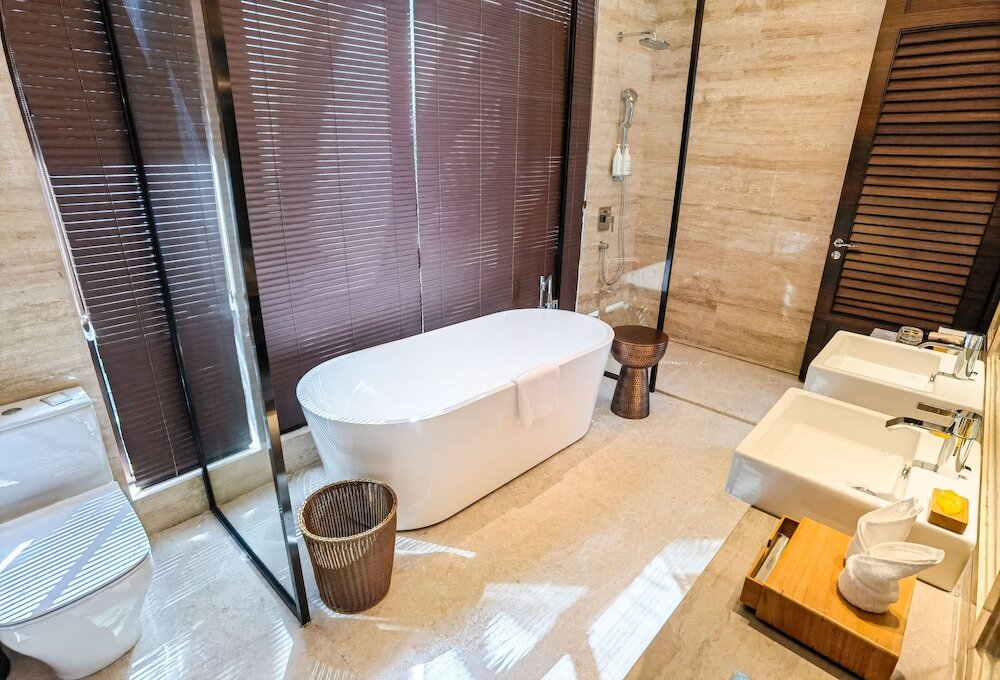 Ваньнин: wanningnanyanwanhaiyabieshuhotel