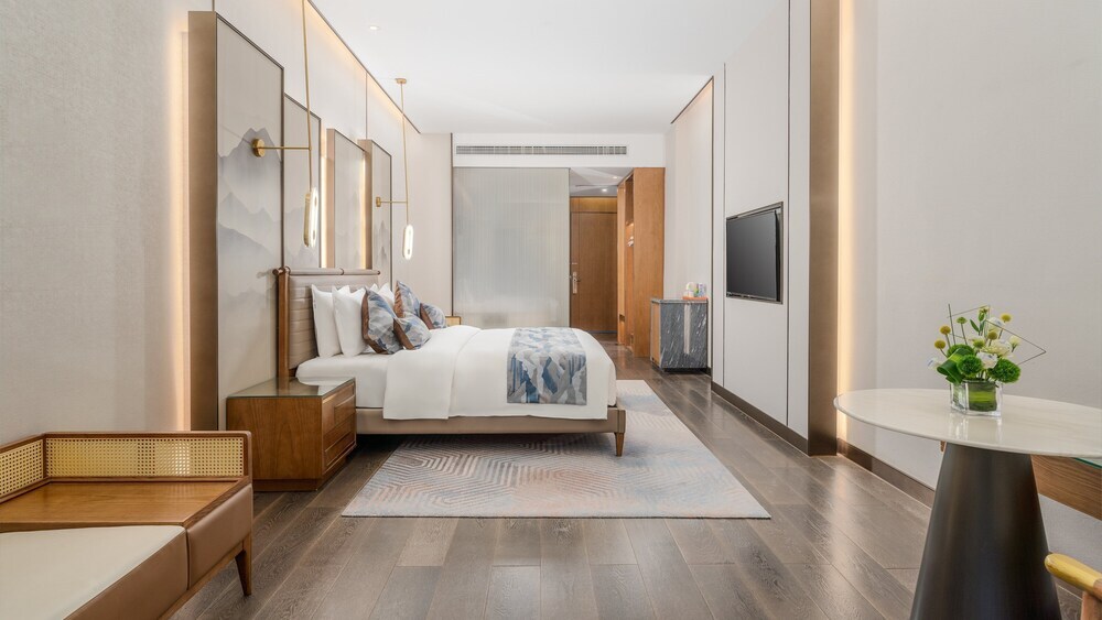 Бачжун: Holiday Inn Express Pingchang, an IHG Hotel