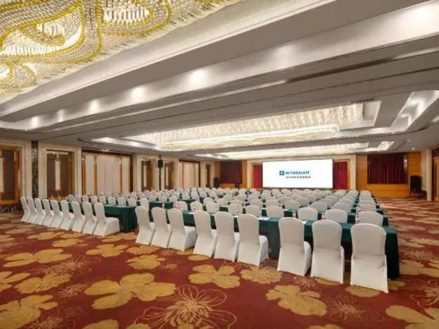 Шаоян: Wyndham Shaodong Zhaoyang