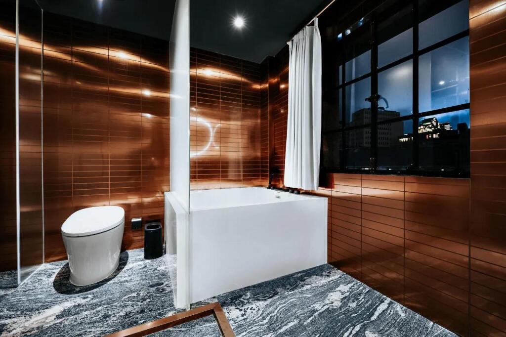 Шанхай: ZHotel The Somekh Building