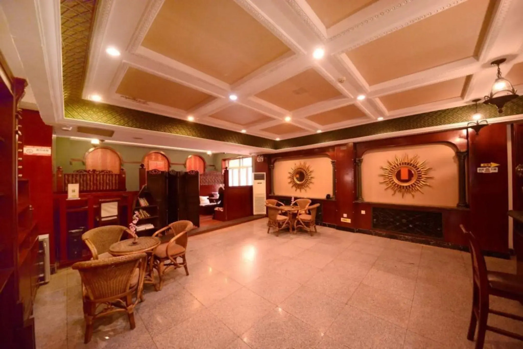 Харбин: Bolaimei Inn