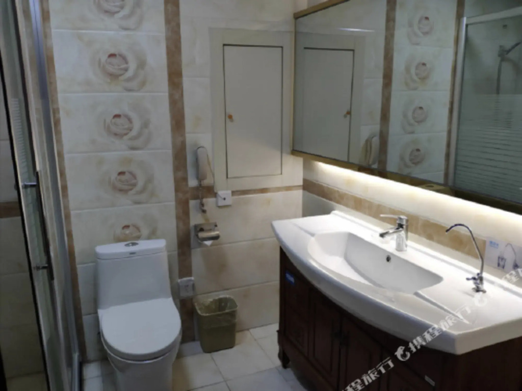 Линьи: Yizhou International Hotel