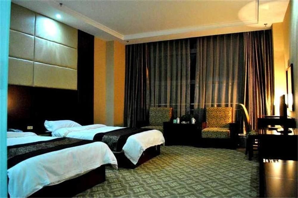 Чэндэ: Tianyuan Holiday Hotel
