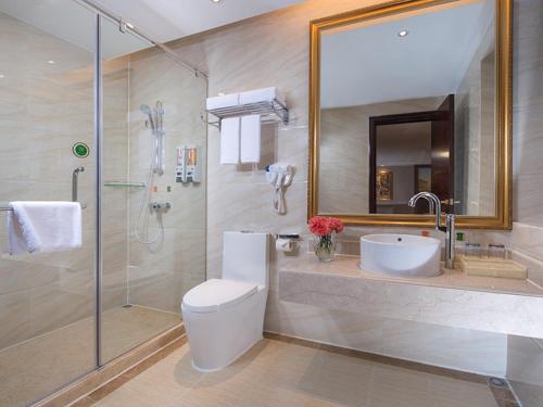 Хойчжоу: Vienna International Hotel Huizhou Honghai Bay