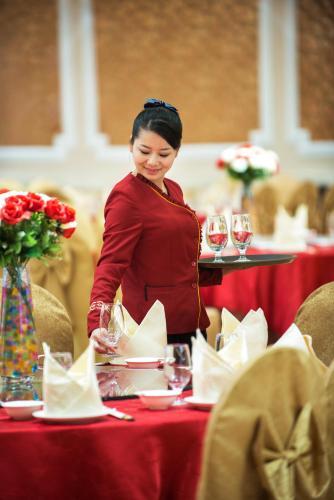 Хойчжоу: Vienna International Hotel Huizhou Honghai Bay