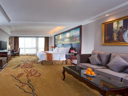 Хойчжоу: Vienna International Hotel Huizhou Honghai Bay