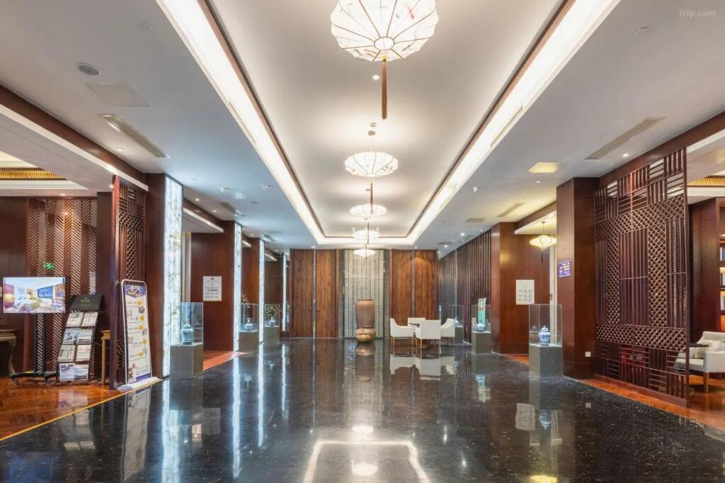 Хуаншань: Wan Tsui Tong Riverside Hotel