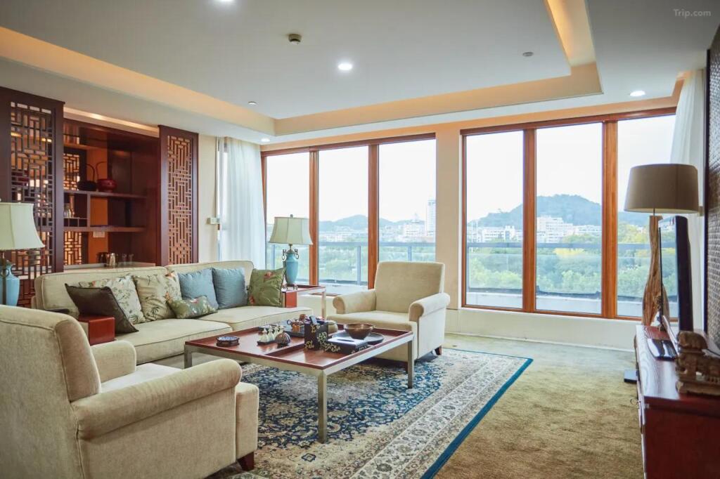 Хуаншань: Wan Tsui Tong Riverside Hotel
