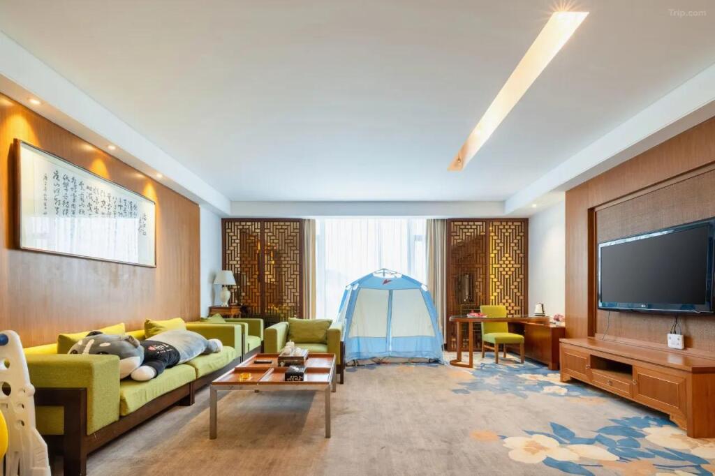 Хуаншань: Wan Tsui Tong Riverside Hotel