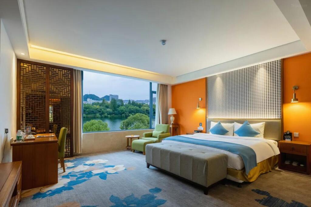 Хуаншань: Wan Tsui Tong Riverside Hotel