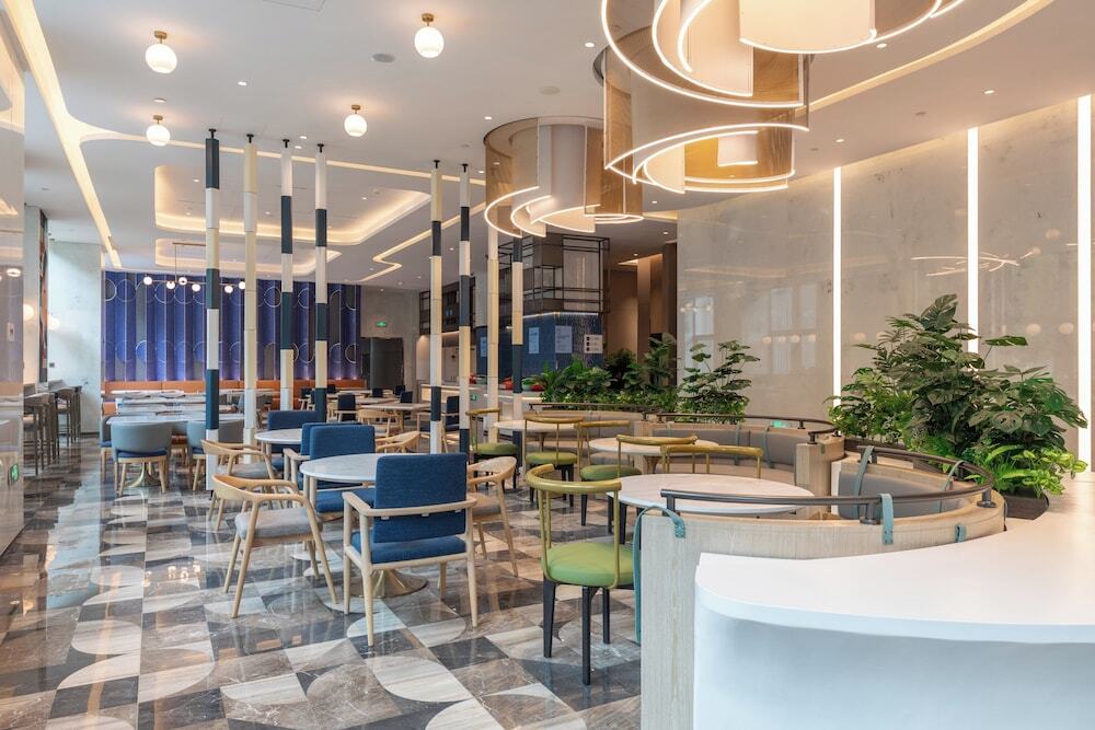 Шанхай: Holiday Inn Express Shanghai Changfeng Park, an IHG Hotel