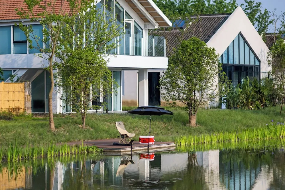Сучжоу: Jiangnan House  Yangcheng Lake