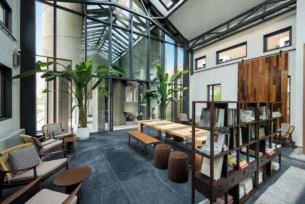 Сучжоу: Jiangnan House  Yangcheng Lake