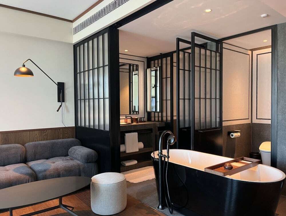 Циндао: Flow And Co. Qingdao, Autograph Collection
