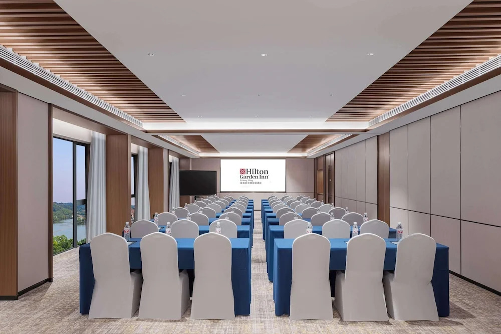 Ичан: Hilton Garden Inn Yichang Yiling