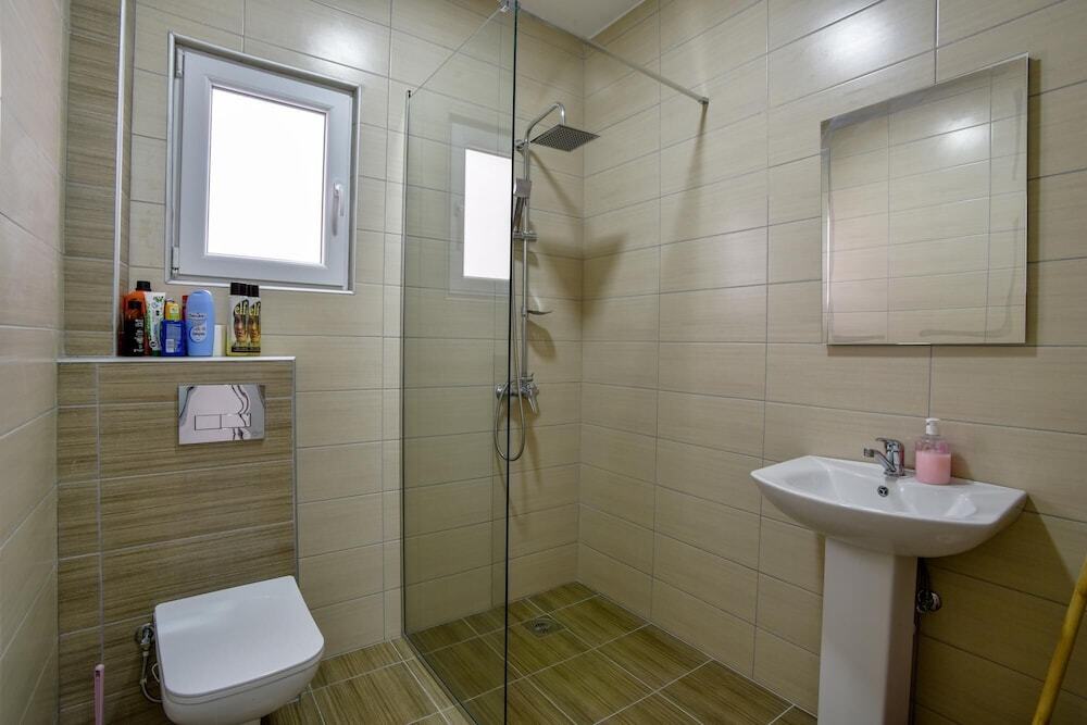 Ульцинь: Villa w Garden Balcony 8 min to Ulcinj Long Beach