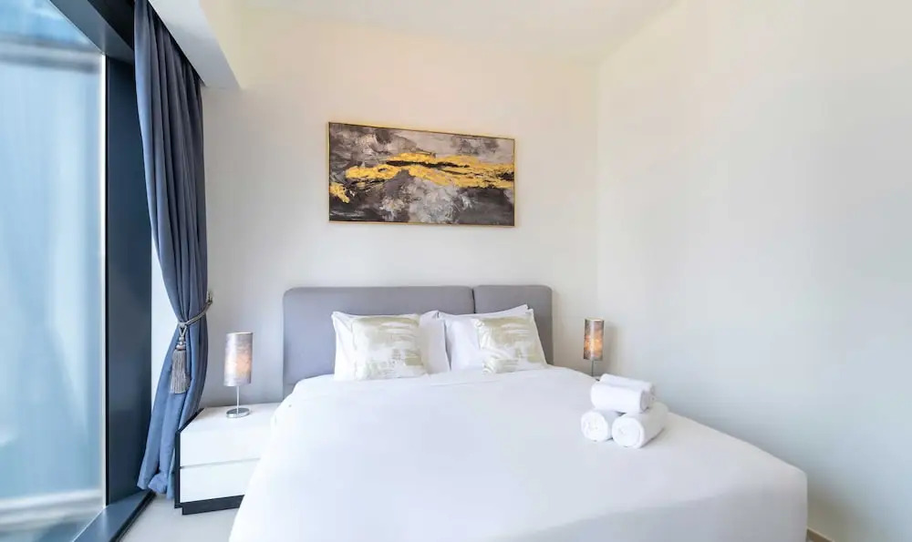 Дубай: LUX  The Central Downtown Skyline Suite