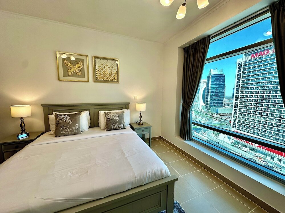 Дубай: Lux BnB Burj Views