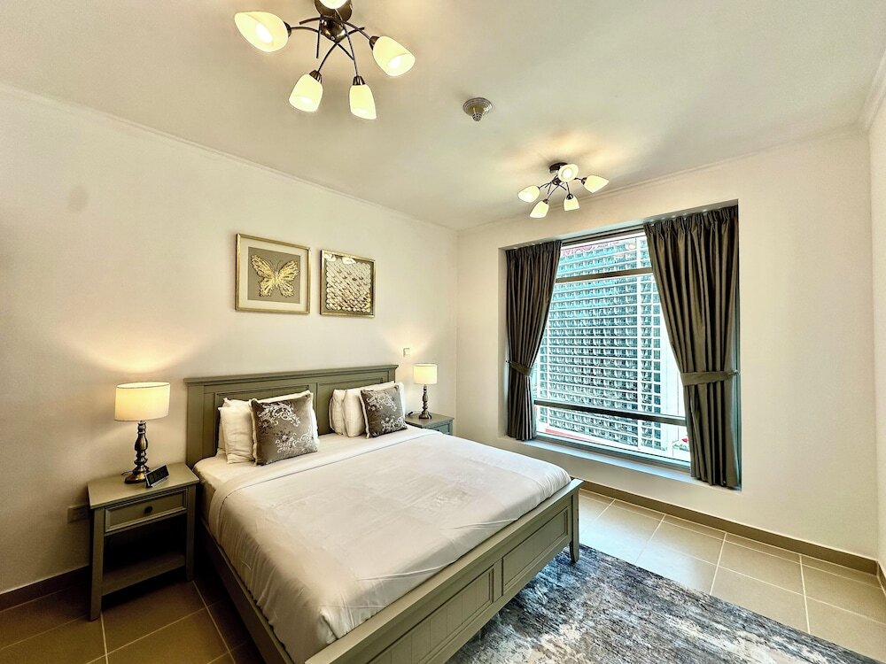 Дубай: Lux BnB Burj Views