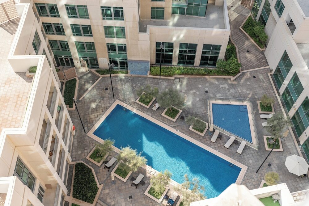 Дубай: Lux BnB Burj Views