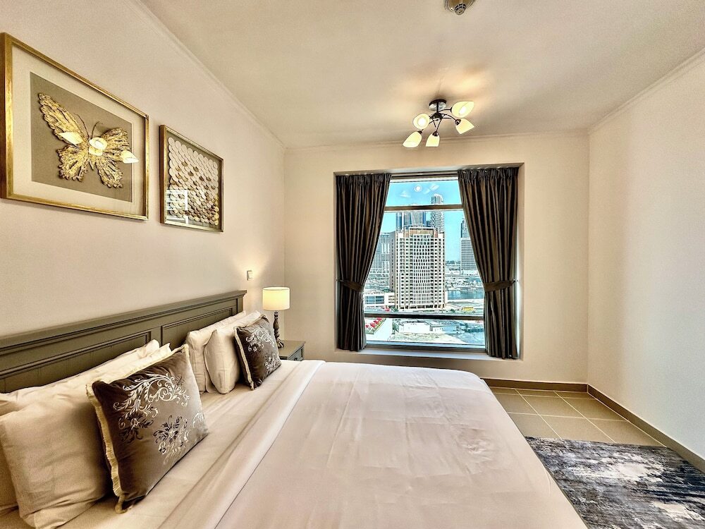 Дубай: Lux BnB Burj Views