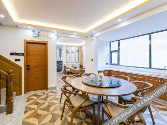 Сямынь: Floral Hotel Sanshengyishu Seaview Villa