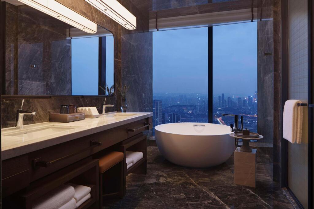 Чунцин: Conrad Chongqing
